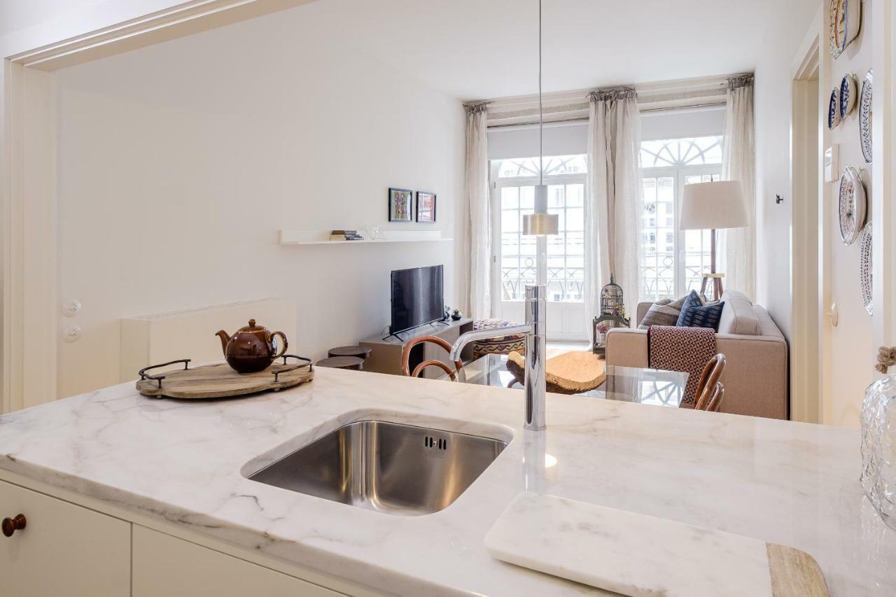 Boutique Rentals-Flores Plaza In City Historical Center OOporto Exteriör bild