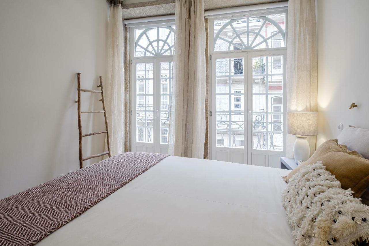 Boutique Rentals-Flores Plaza In City Historical Center OOporto Exteriör bild
