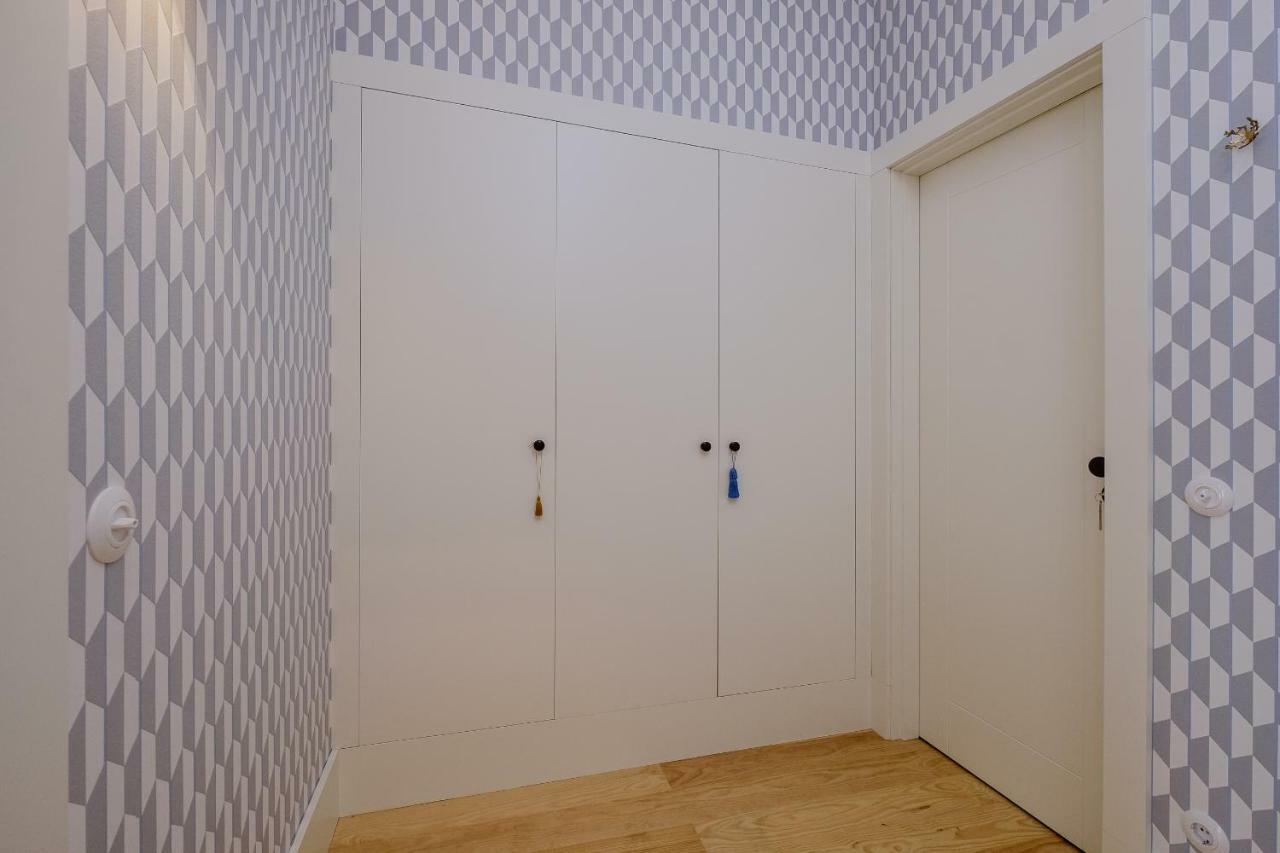 Boutique Rentals-Flores Plaza In City Historical Center OOporto Exteriör bild