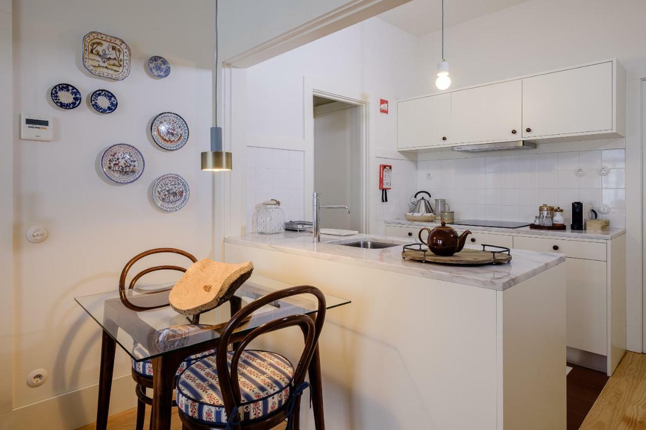 Boutique Rentals-Flores Plaza In City Historical Center OOporto Exteriör bild